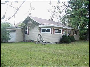 1955 Roslin Rd, Jamestown, TN 38556