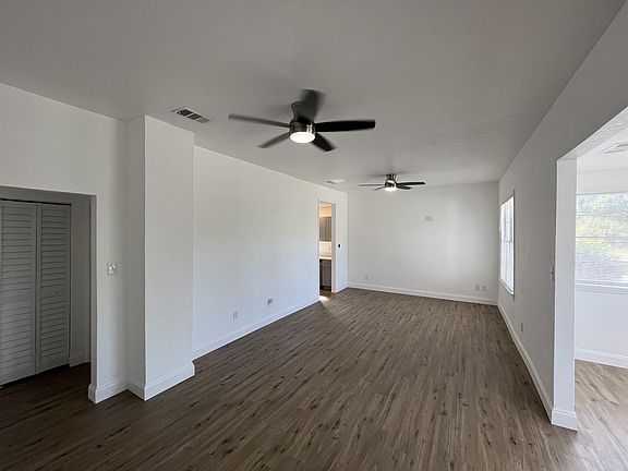 2nd image of 615 Dora St #C