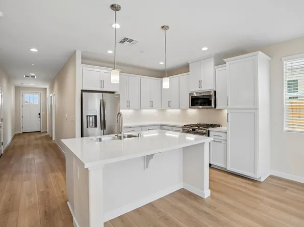 3920 Aura Way, Rancho Cordova, CA 95742