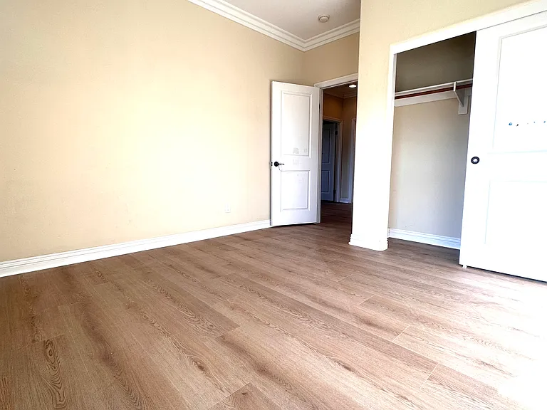 6283 Silver Bush Creek St — Photo 16