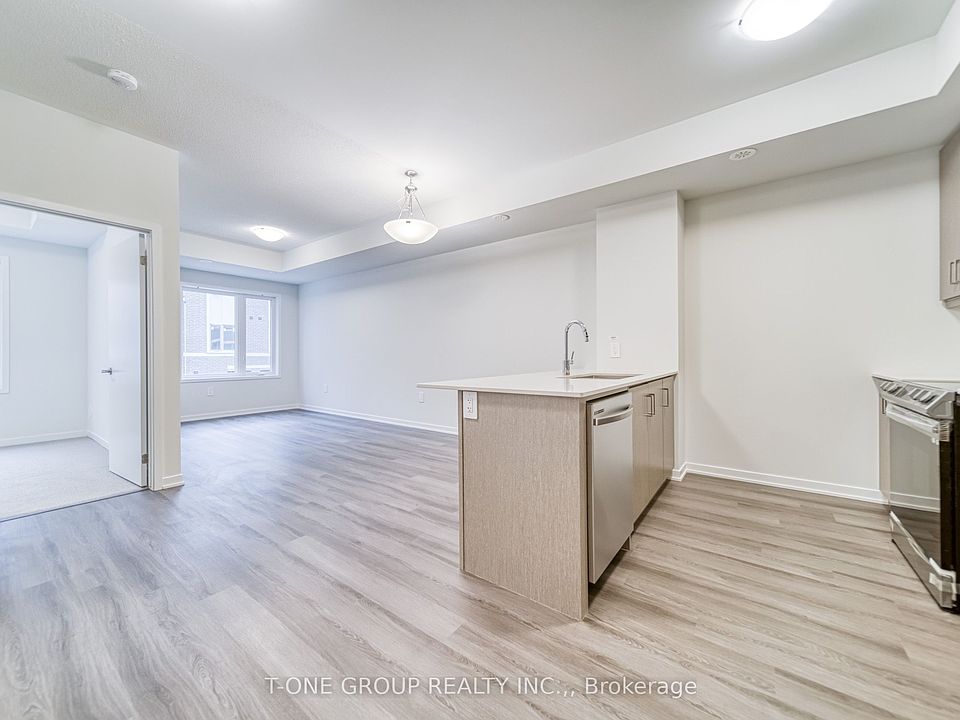 1st image of 21 Honeycrisp Cres #46