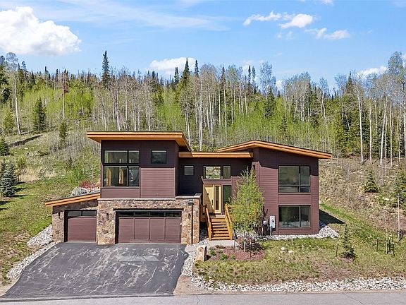 5th image of 83 McKay Place