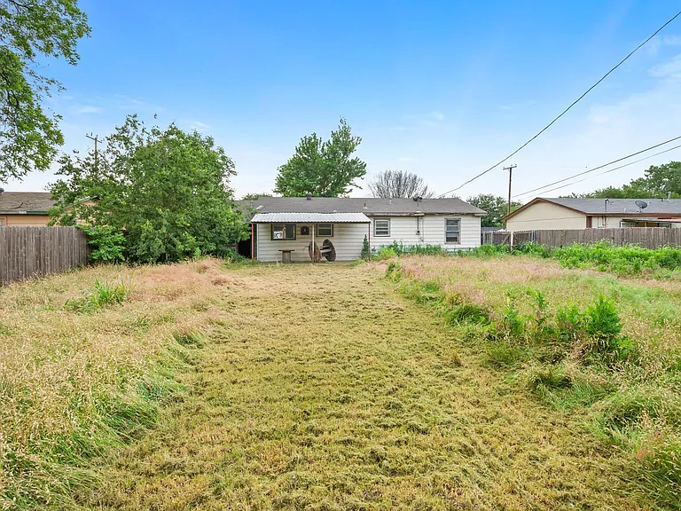207 County Rd — Photo 10