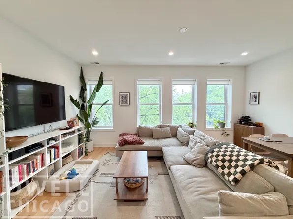 969 W 18th St #1, Chicago, IL 60608