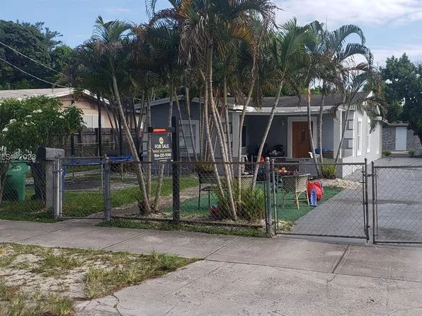 2882 NW 98th St, Miami, FL 33147