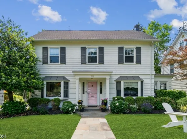 22 Colonial Ter, Maplewood Twp., NJ 07040