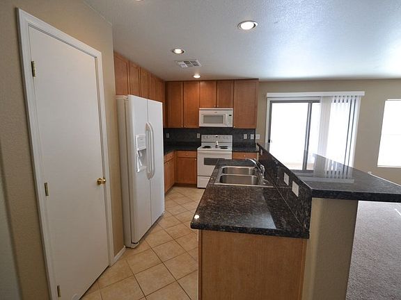 3rd image of 6427 W Fawn Dr