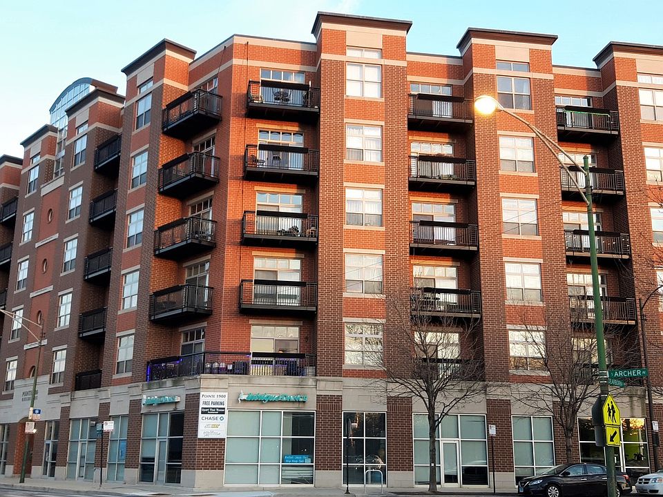 1st image of 1935 S Archer Ave APT 615