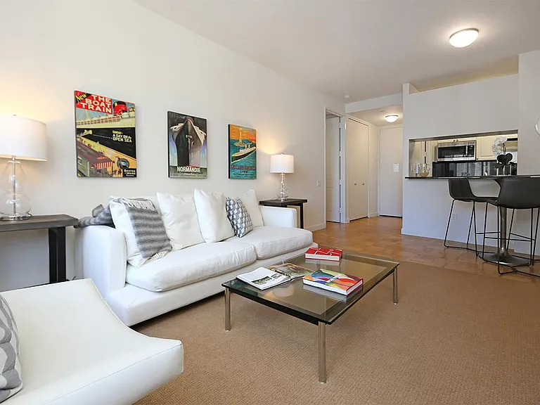 10 Barclay St #41F — Photo 1