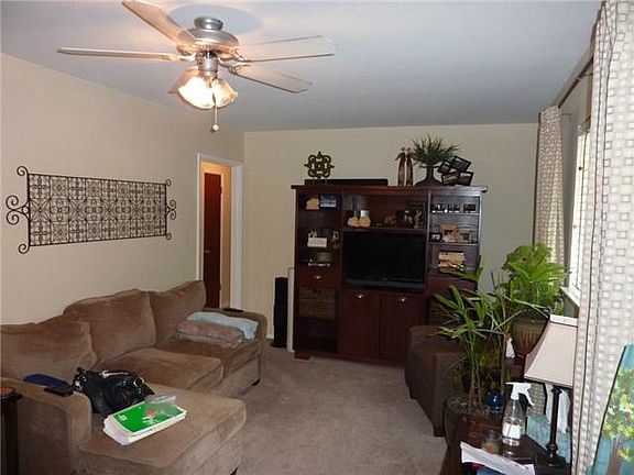 5th image of 502 Long Bow Ln #B