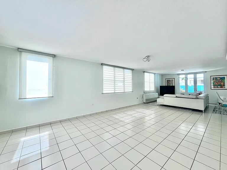 1414 Marbella — Photo 7