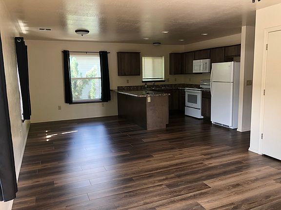 3rd image of 1820 N West St #2