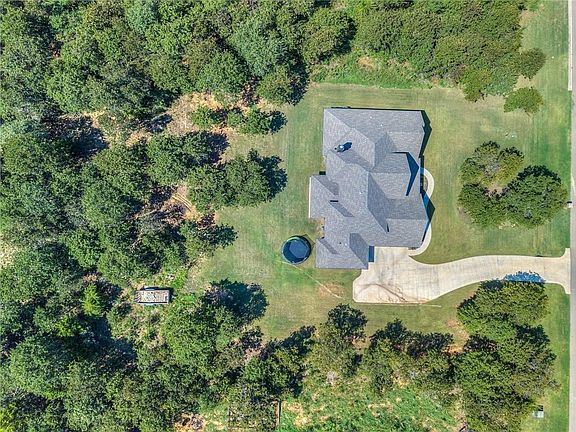 3rd image of 12680 Arbor Meadows Ln