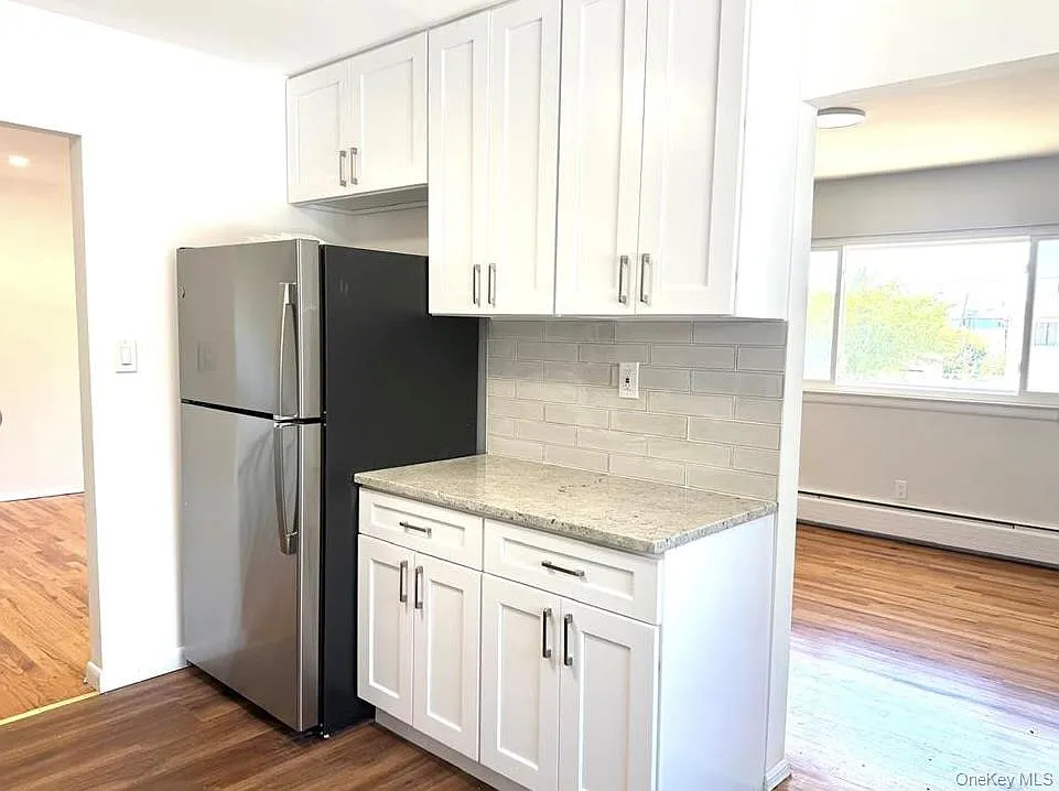 1 bed, 2.0 bath, 300 sqft, $1,900 — Photo 4
