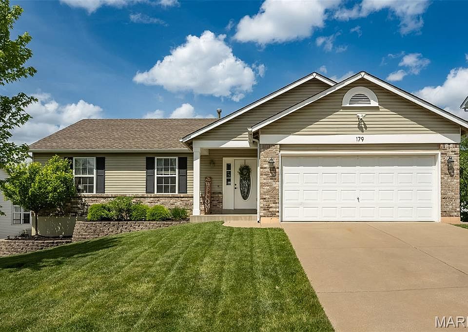 1st image of 179 Cherrywood Parc Dr