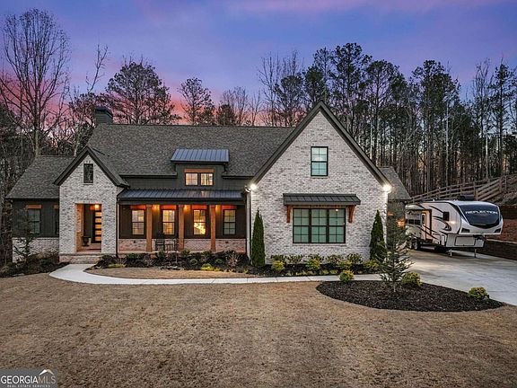 2nd image of 4070 Silverstone Dr