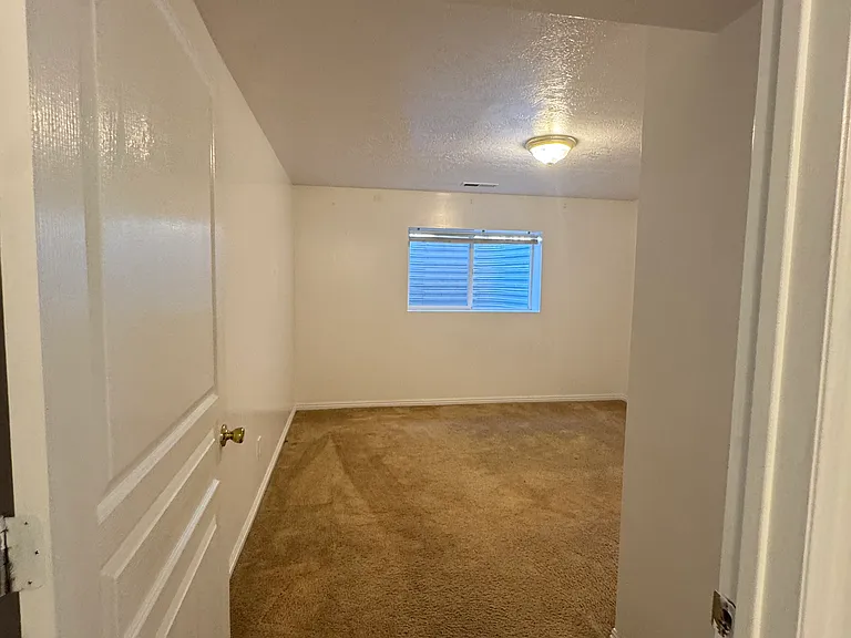 3720 S Hampshire Cir — Photo 19