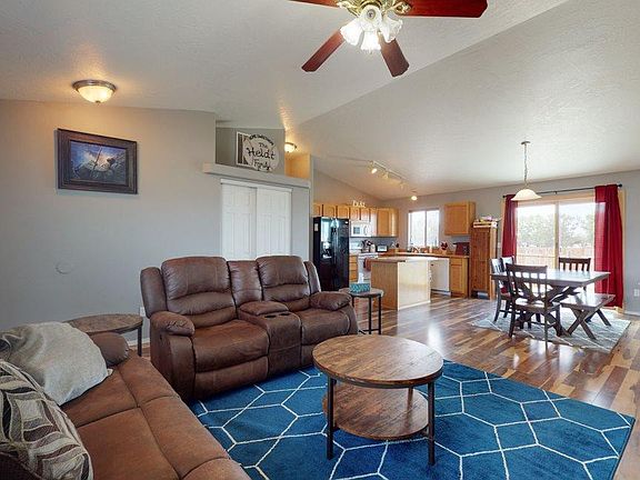 5th image of 8712 Kingsbury Dr