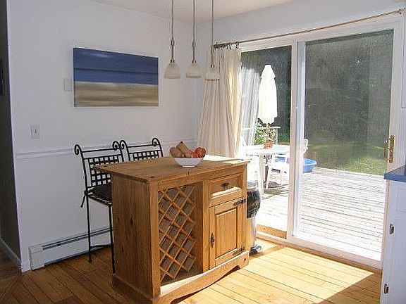 5th image of 15 Tanglewood Dr