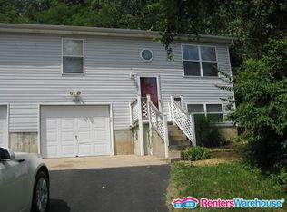 5518 Carla Dr, High Ridge, MO 63049