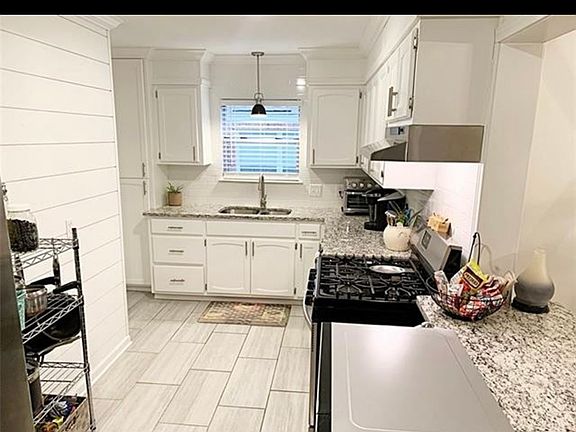 5th image of 3508 E Independence St
