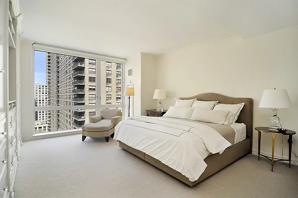 Sold by Corcoran | media 42