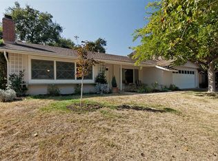 1409 White Oak Cir, Ojai, CA 93023