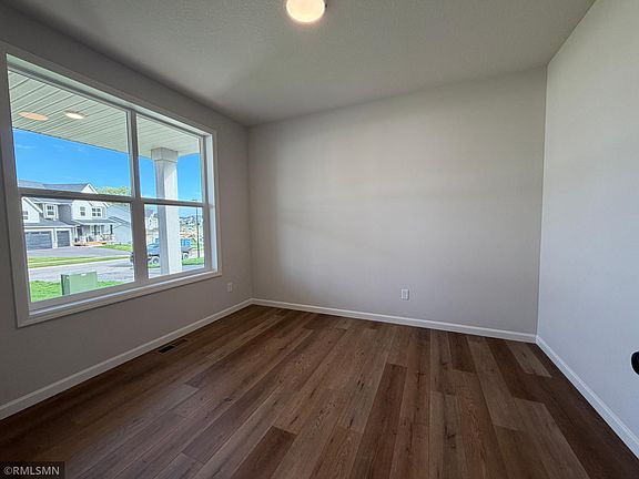 3rd image of 6269 Rachele Ave NE
