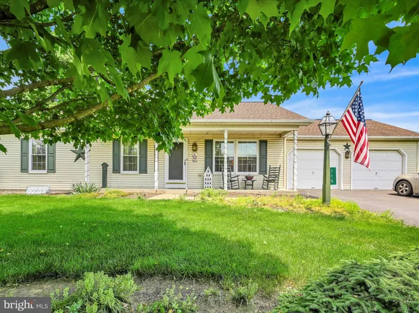 115 Saddleback Dr, Marietta, PA 17547