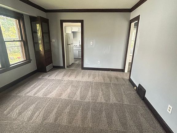 3rd image of 3681 E 154th St
