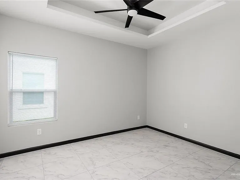 1308 S Xanthia St #4 — Photo 6