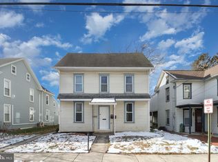 118 S Railroad St, Hummelstown, PA 17036