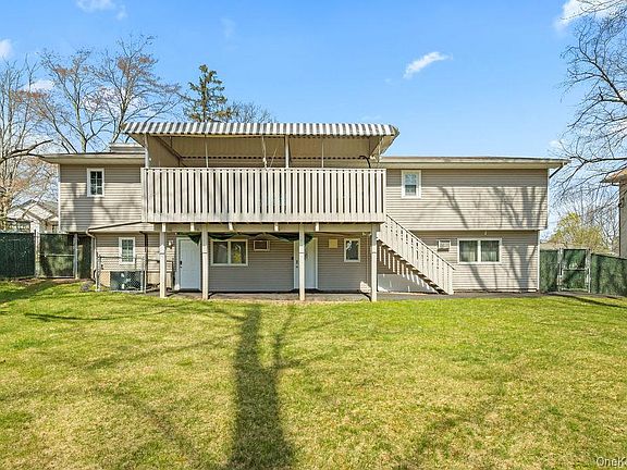 3rd image of 11 Wilsher Drive