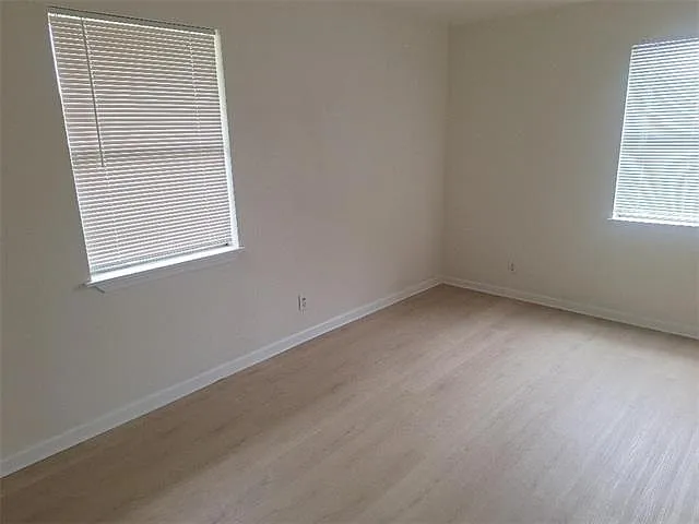 349 Cherry Blossom Ln — Photo 7