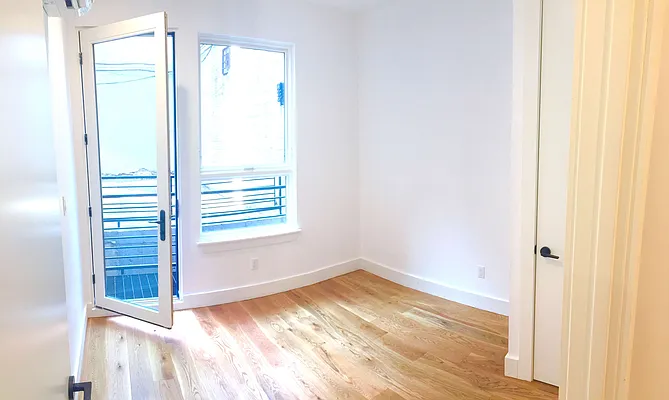 Rented by HCO NY | media 29