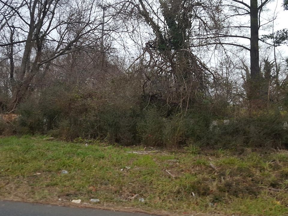 2nd image of 341 Alleghany Ave