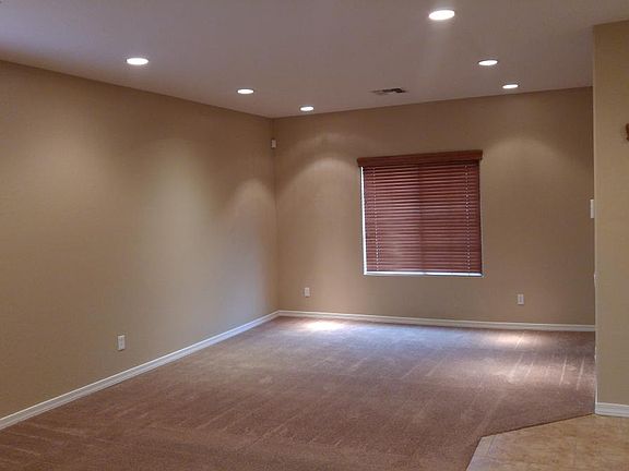 3rd image of 5232 W Desert Hollow Dr