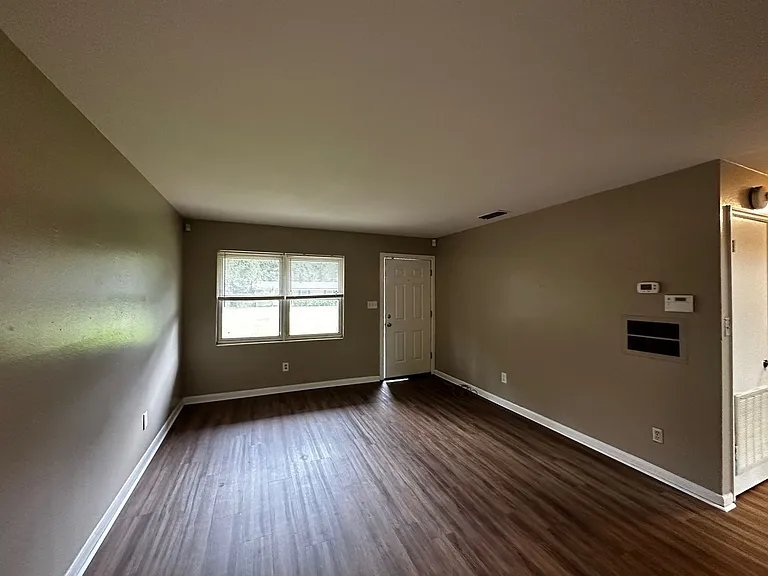 1730 Atkamire Dr — Photo 4