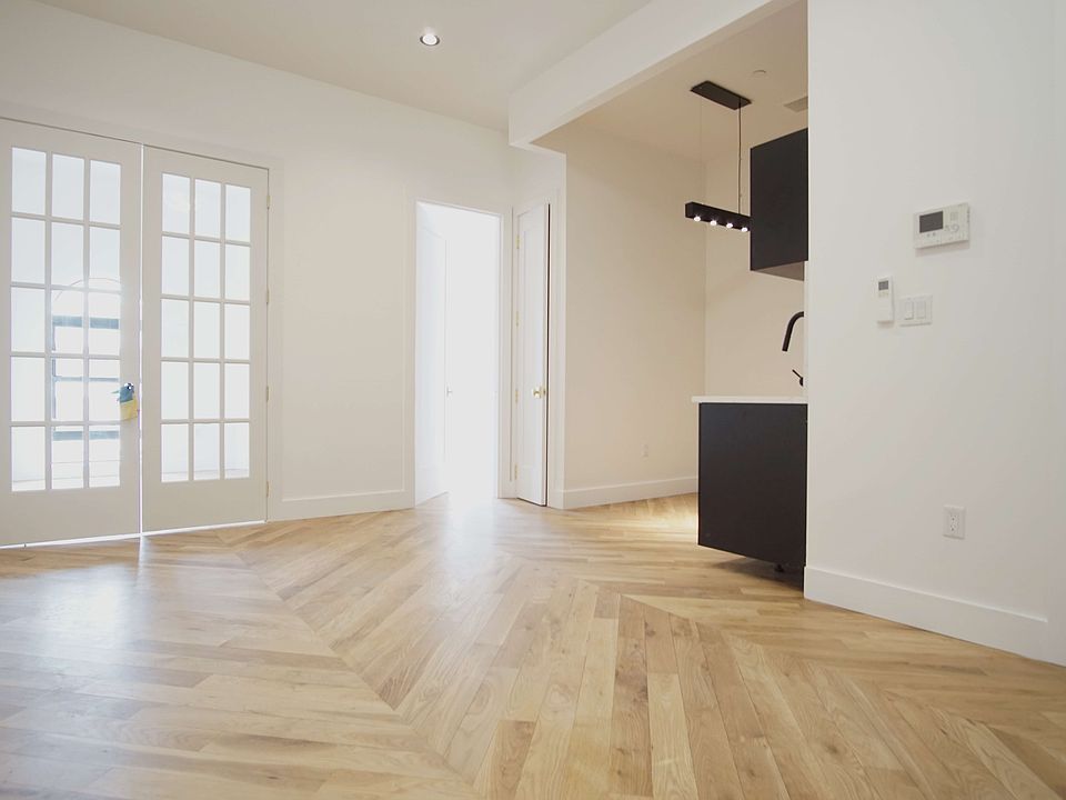1st image of 164 Stuyvesant Ave #1B