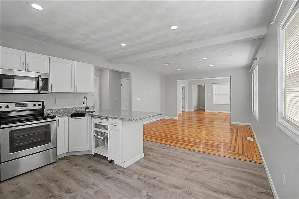 48 Audubon Ave — Photo 3