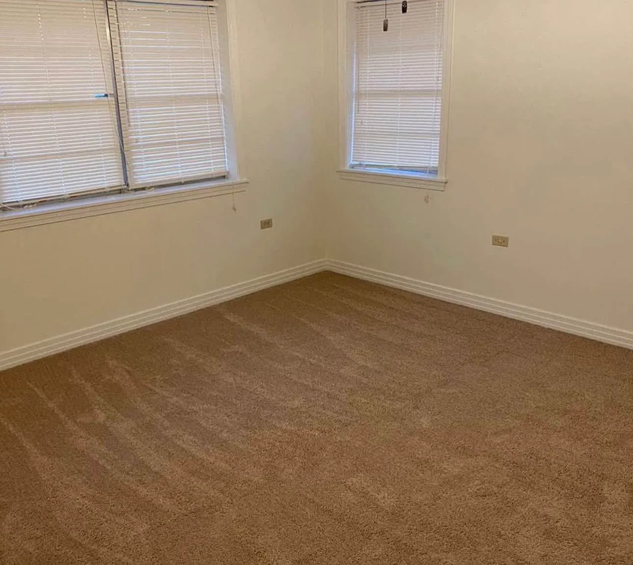 3 bed, 3000 sqft, $1,900 — Photo 4