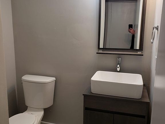 4th image of 1372 E Tanners Creek Dr APT 7