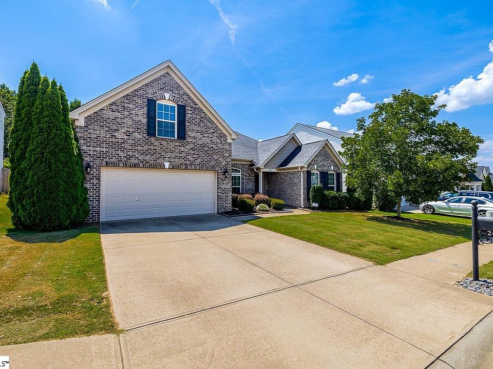 1st image of 201 Chapel Hill Ln
