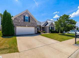 201 Chapel Hill Ln, Simpsonville, SC 29681