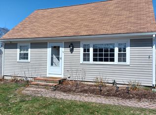 16 Harrington St, East Falmouth, MA 02536