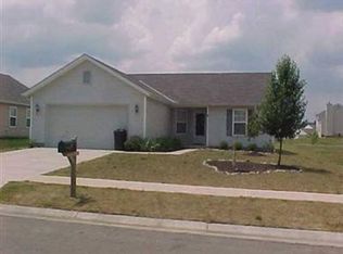 9 Deer Creek Dr, Amelia, OH 45102