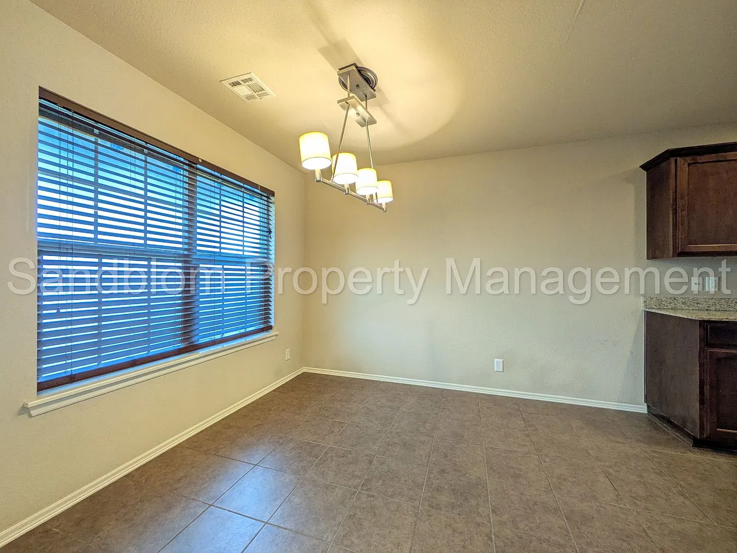 For Lease | Jenks | Available Now! — Photo 3
