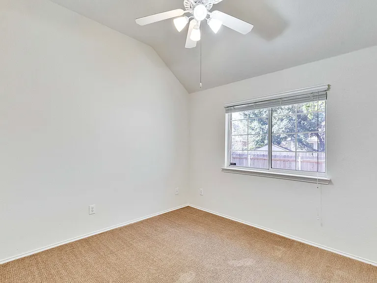 2901 Warwick Way — Photo 25