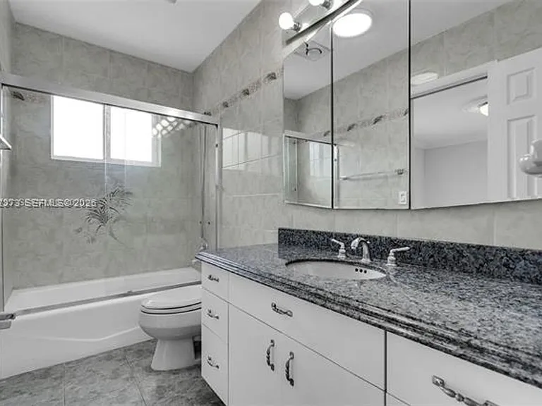 18370 SW 212th St #18370 — Photo 20