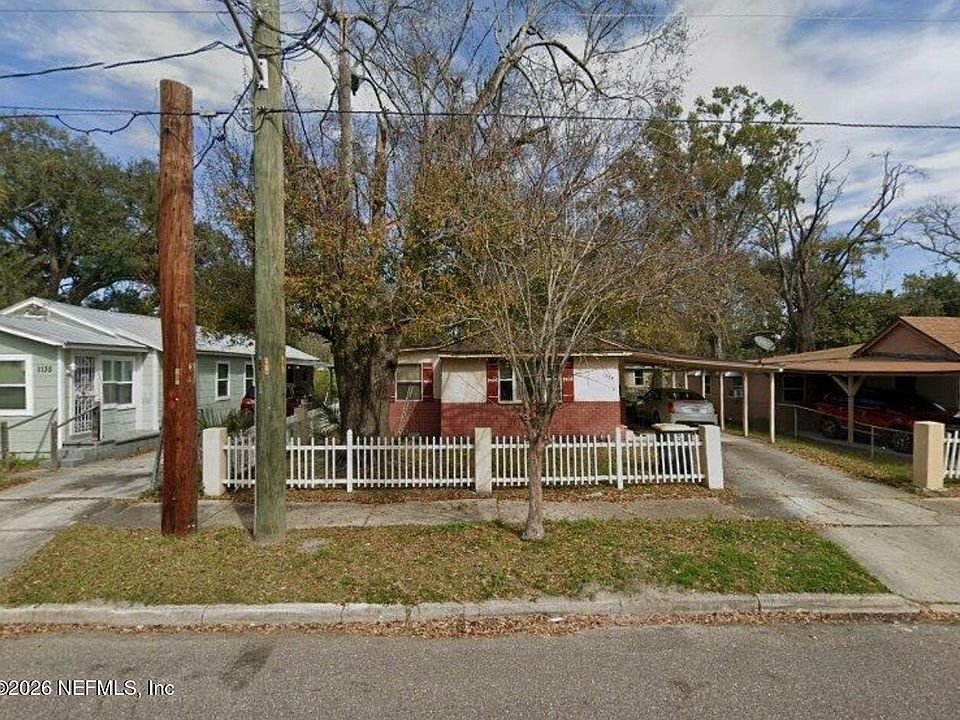 1st image of 1119 W 26TH Street